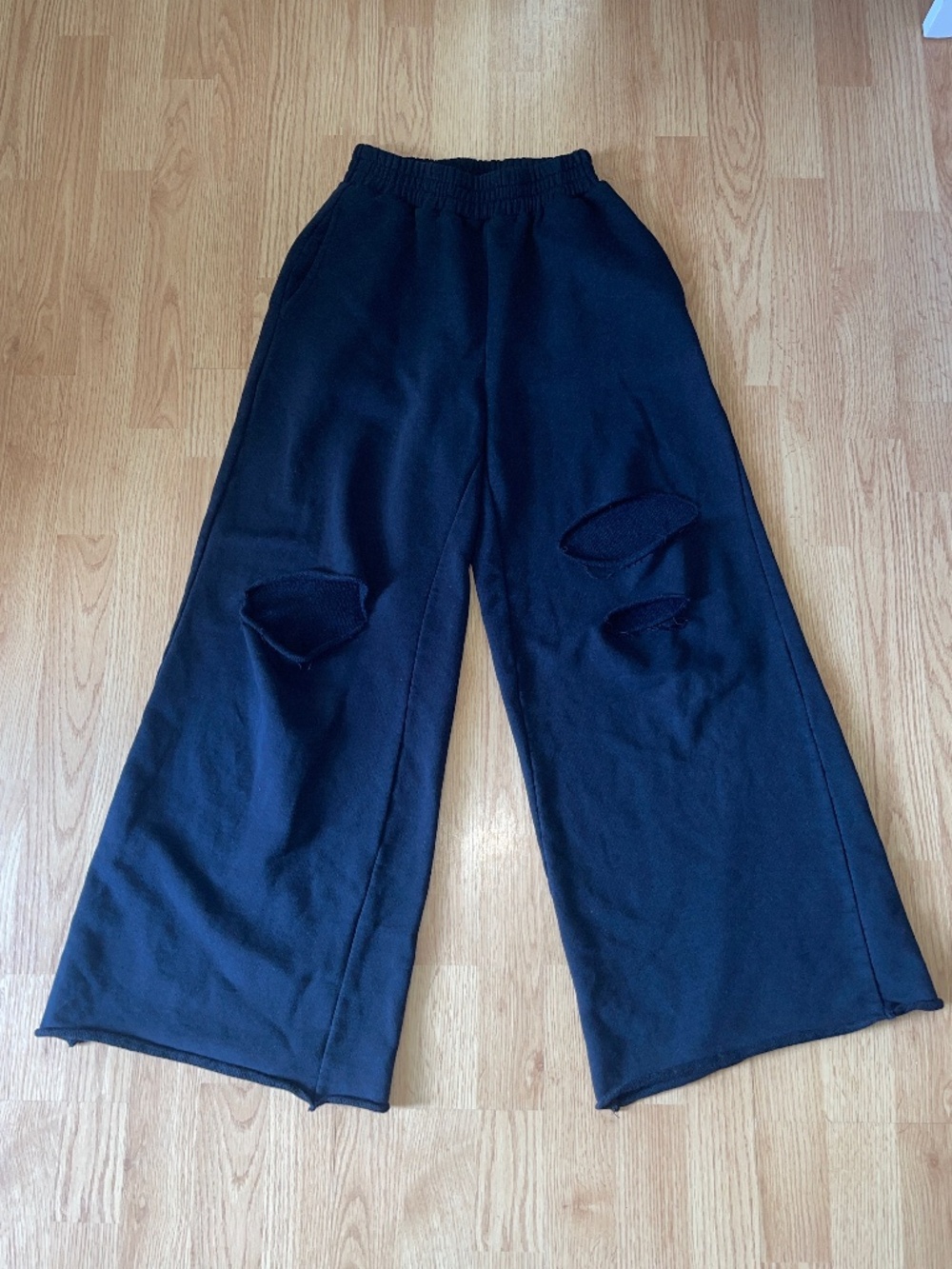 Zara Black Wide Leg Pull On 100% Cotton Sweatpants w/ Knee slits / Distressed
